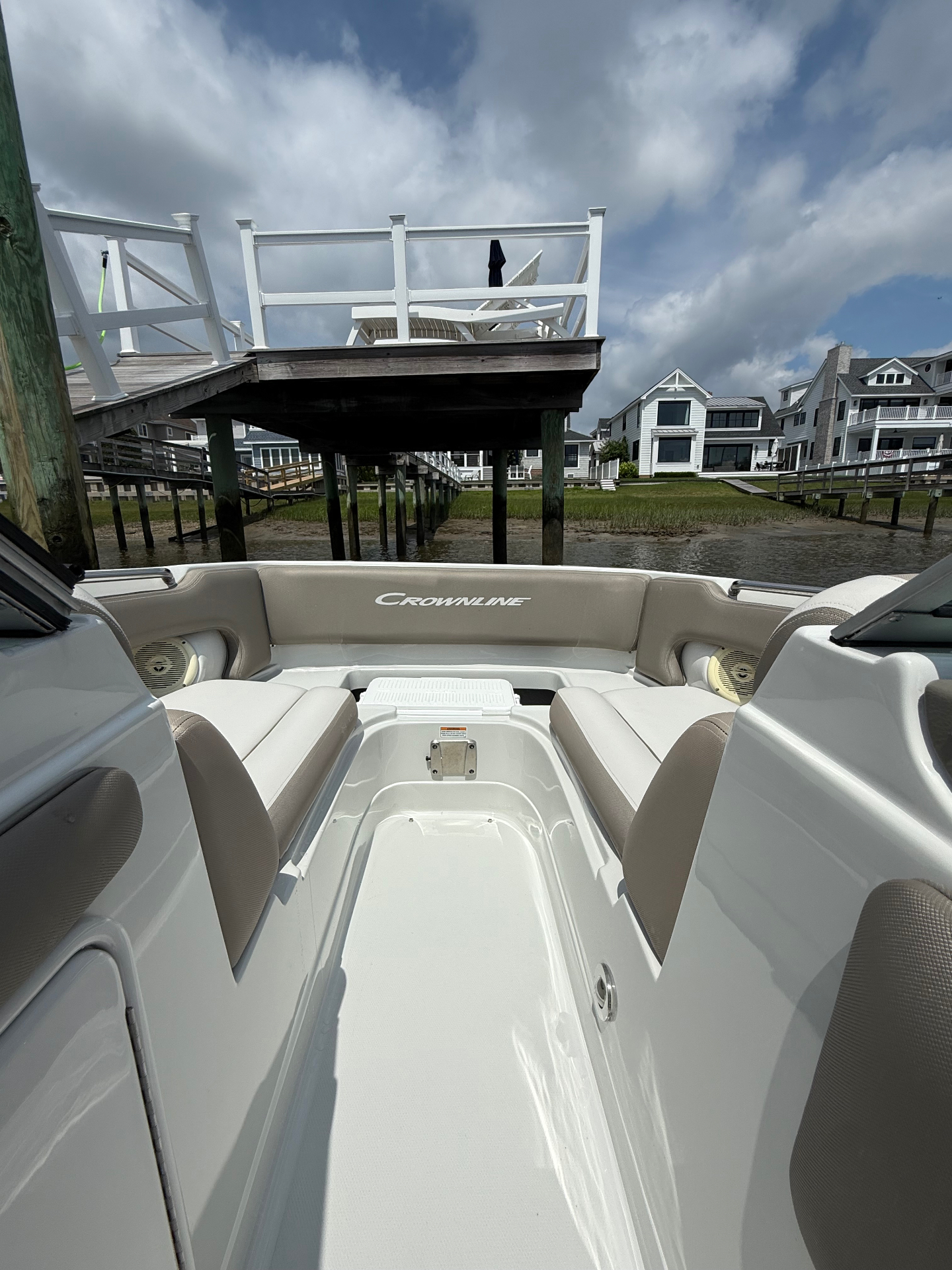 Crownline cockpit seating